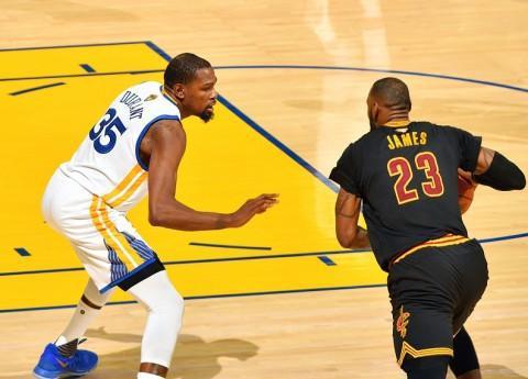 98-96！步行者险胜绿军迎3连胜，西卡21+8+6+准绝杀，赫夫20分