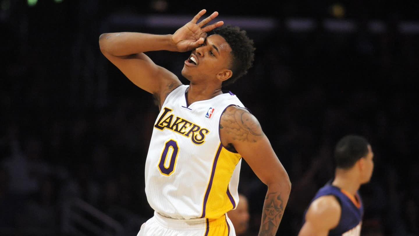 快船胜尼克斯后！哈登令人动容，战神卡王者归来，泰伦卢黔驴技穷