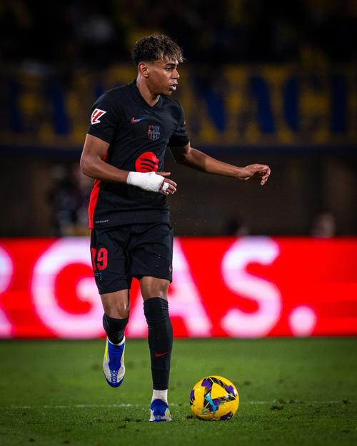 [NBA]锁定五佳球！伦纳德强杀内线飞身隔扣