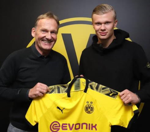 曼联预计将在周一上午审议鲁本·阿莫里姆的言论，此前俱乐部在其爆发后拒绝立即作出回应。 来源：utdreport