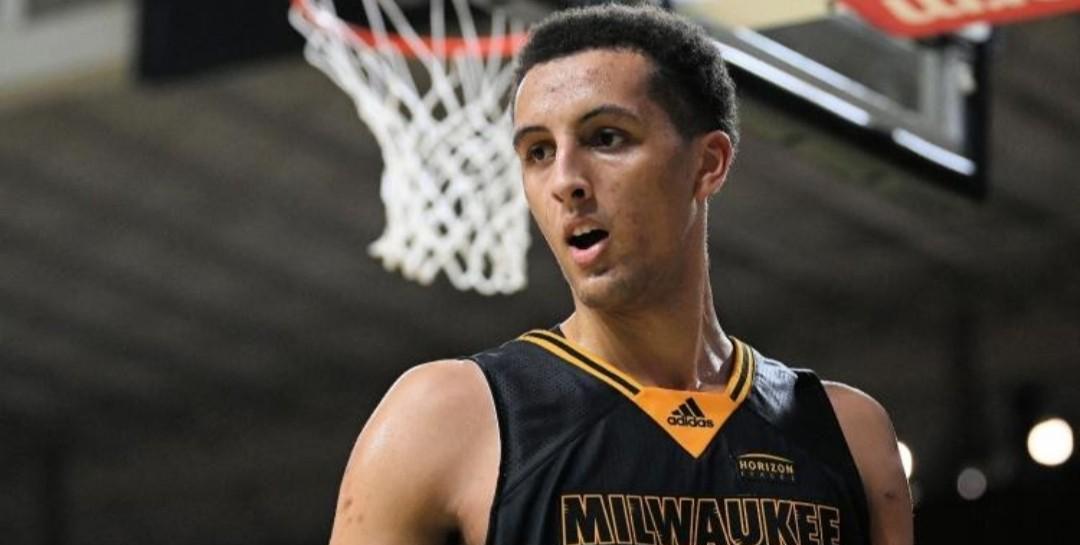 [图]爱德华兹35分三分球创纪录 森林狼客场轻取奇才