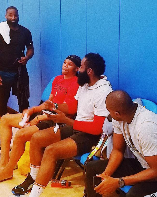 首次使用视频回放便“翻车”，到底是美女蒙冤，还是美网蒙羞？